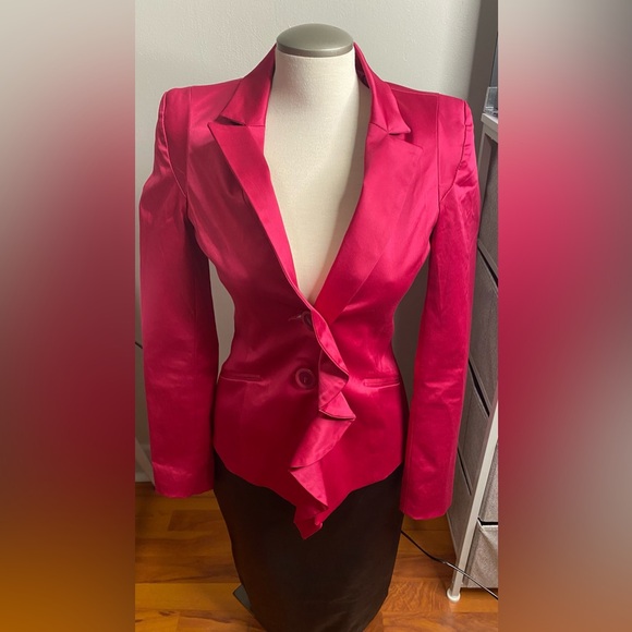 Rinascimento Fuchsia Ruffled Blazer - Picture 16 of 16